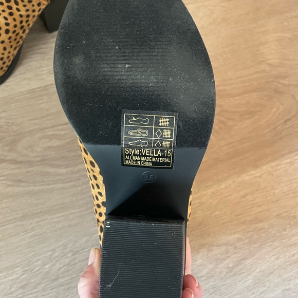 Yoki leopard print ankle boots - Picture 2 of 4